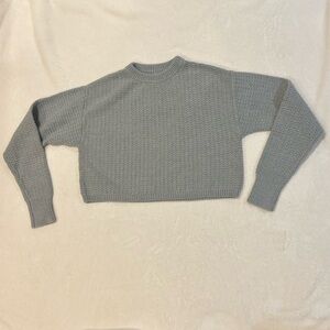 Cropped gray sweater